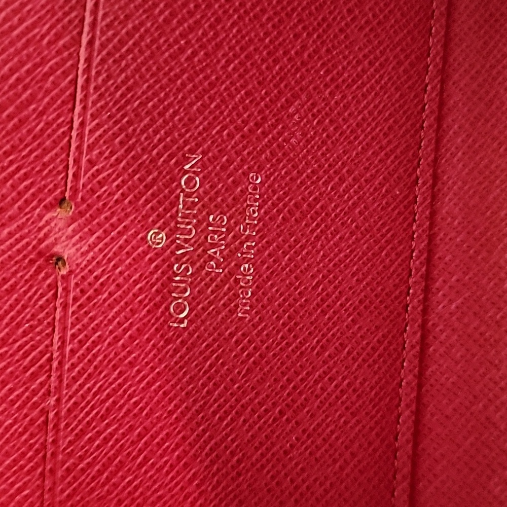 Louis Vuitton Epi Leather Long Wallet - Picture 12 of 16